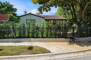 424 NE 63rd St, Miami, FL 33138 - Photo 1