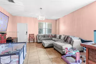 8956 SW 215th Terrace, Cutler Bay, FL 33189 - Photo 4