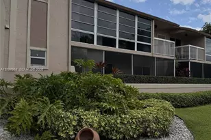 4760 NW 102nd Ave, Doral, FL 33178 - Photo 4