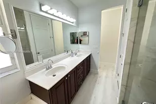 1261 Hayes St, Hollywood, FL 33019 - Photo 18