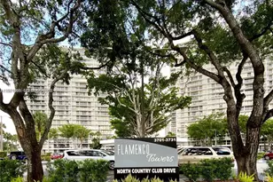3701 N Country Club Dr, Aventura, FL 33180 - Photo 38