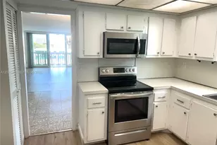 9501 E Bay Harbor Dr, Bay Harbor Islands, FL 33154 - Photo 12
