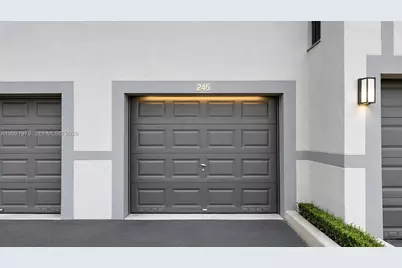 4420 NW 107th Ave #104, Doral, FL 33178 - Photo 24