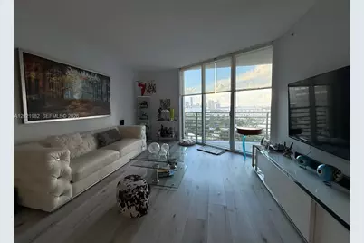325 S Biscayne Blvd #2024, Miami, FL 33131 - Photo 1