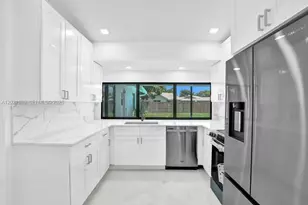 8775 SW 1st Pl, Coral Springs, FL 33071 - Photo 12