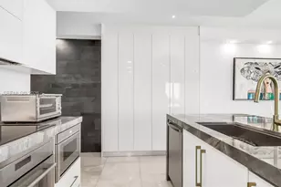 5875 Collins Ave, Miami Beach, FL 33140 - Photo 26
