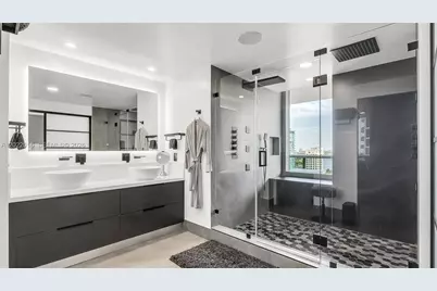 5875 Collins Ave #1807, Miami Beach, FL 33140 - Photo 16