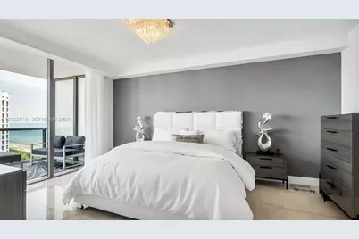 5875 Collins Ave #1807, Miami Beach, FL 33140 - Photo 12