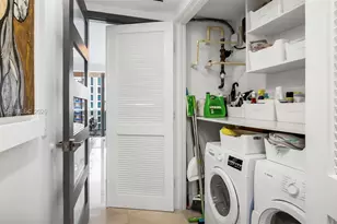 5875 Collins Ave, Miami Beach, FL 33140 - Photo 40