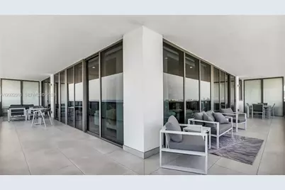 5875 Collins Ave #1807, Miami Beach, FL 33140 - Photo 10