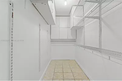 1950 W 54th St #105, Hialeah, FL 33012 - Photo 12