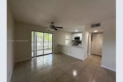 3400 Foxcroft Rd #301, Miramar, FL 33025 - Photo 12