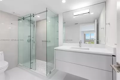 2655 Collins Ave #2302, Miami Beach, FL 33140 - Photo 12