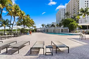 2655 Collins Ave, Miami Beach, FL 33140 - Photo 16