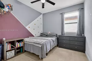 10400 W 35th Way, Hialeah, FL 33018 - Photo 26
