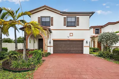 10400 W 35 Way, Hialeah, FL 33018 - Photo 1