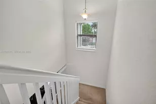 10400 W 35th Way, Hialeah, FL 33018 - Photo 18