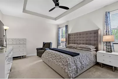10400 W 35 Way, Hialeah, FL 33018 - Photo 20