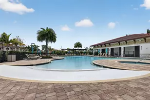 10400 W 35th Way, Hialeah, FL 33018 - Photo 50