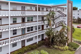 4052 E Harwood E, Deerfield Beach, FL 33442 - Photo 1