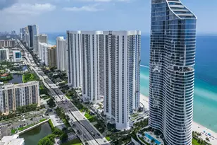 15811 Collins Ave, Sunny Isles Beach, FL 33160 - Photo 36