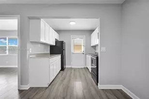 400 NW 65th Ave, Margate, FL 33063 - Photo 16