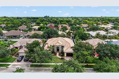 13775 NW 20th St, Pembroke Pines, FL 33028 - Photo 6