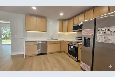 6841 SW 1st Ct, Pembroke Pines, FL 33023 - Photo 6