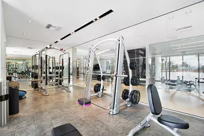9 Island Ave #T2, Miami Beach, FL 33139 - Photo 42
