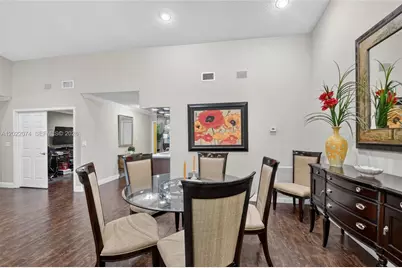 6989 Clover Ct, Lake Worth, FL 33467 - Photo 10