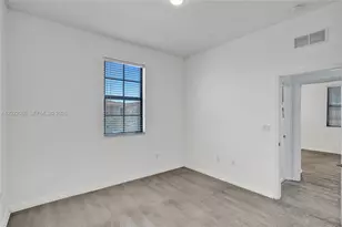 643 NE 191st Terrace, Miami, FL 33179 - Photo 32