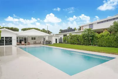 801 NE 76th St, Miami, FL 33138 - Photo 2