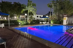 9443 Fontainebleau Blvd, Miami, FL 33172 - Photo 14