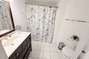 9443 Fontainebleau Blvd, Miami, FL 33172 - Photo 10
