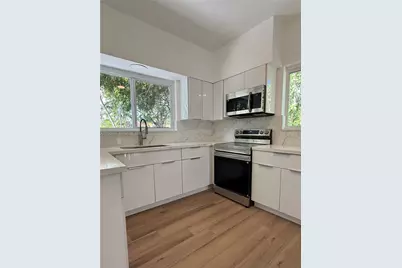 661 NE 51st St #NA, Miami, FL 33137 - Photo 6