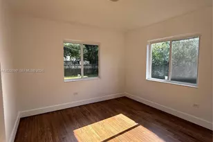 661 NE 51st St, Miami, FL 33137 - Photo 8