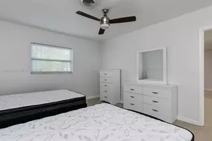 870 NE 182nd St, North Miami Beach, FL 33162 - Photo 28