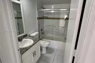 9591 Fontainebleau Blvd, Miami, FL 33172 - Photo 4