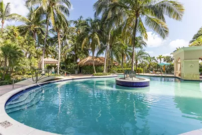 19501 W Country Club Dr #515, Aventura, FL 33180 - Photo 22