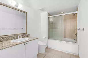 19501 W Country Club Dr, Aventura, FL 33180 - Photo 14