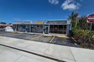 9128 SE Bridge Rd, Hobe Sound, FL 33455 - Photo 1