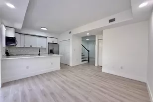 5230 NW 109th Ave, Doral, FL 33178 - Photo 10