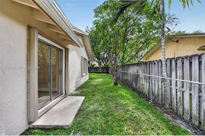 1660 NW 94th Ave, Plantation, FL 33322 - Photo 60