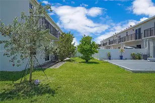 763 SE 17th St, Homestead, FL 33034 - Photo 4