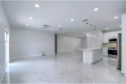 15548 SW 19th Ln #15548, Miami, FL 33185 - Photo 12