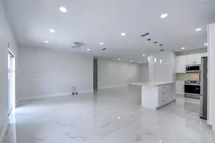 15548 SW 19th Ln, Miami, FL 33185 - Photo 12