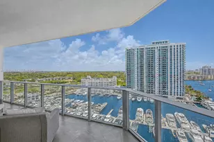 17111 Biscayne Blvd, North Miami Beach, FL 33160 - Photo 16