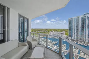 17111 Biscayne Blvd, North Miami Beach, FL 33160 - Photo 10
