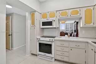 1817 S Ocean Dr, Hallandale Beach, FL 33009 - Photo 4
