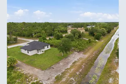 1222 Earnest St E, Lehigh Acres, FL 33974 - Photo 26